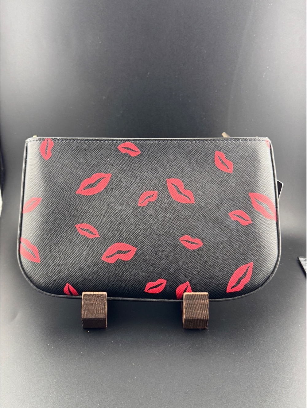 Kate Spade New York Black Leather Shoulder Bag with Red Lips - Picture 4 of 7